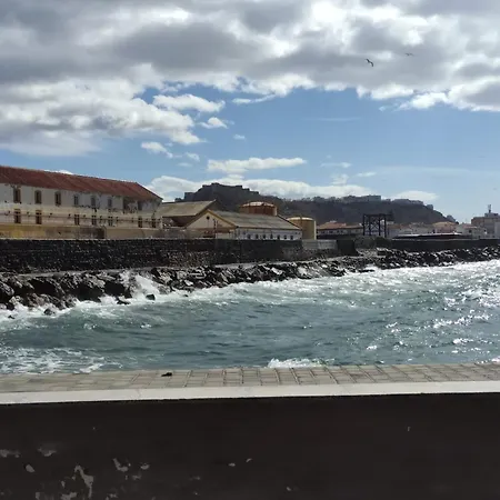 Casa En Salobrena, La Caleta, A 200m De La Playa Con Garaje Privado Сasa de vacaciones *