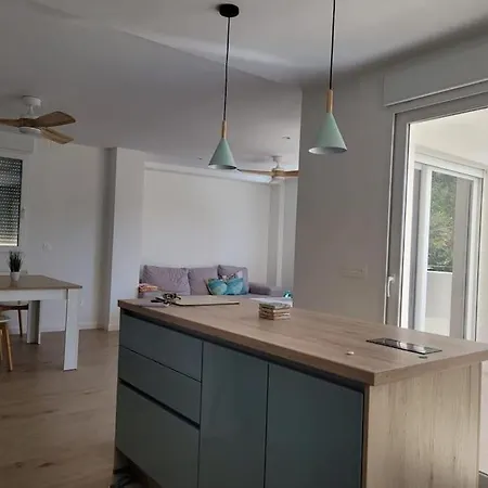 Casa En Salobrena, La Caleta, A 200m De La Playa Con Garaje Privado * Salobrena